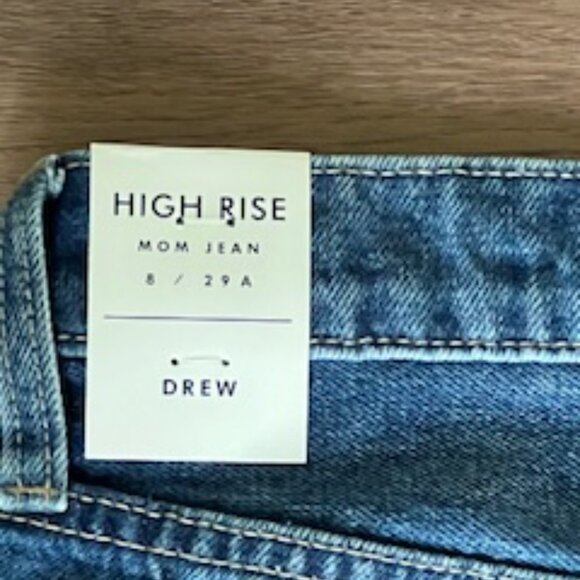 NWT Lucky Brand High Rise Drew Mom Jeans - Picture 6 of 7